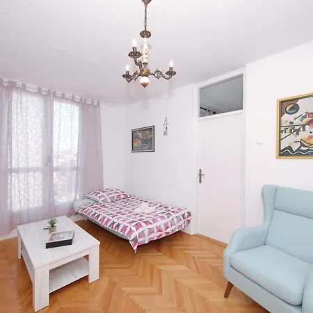 Apartman Lana In City Centre With Garage Zadar Exterior foto