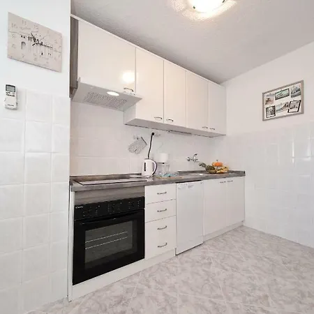 Apartman Lana In City Centre With Garage Zadar Exterior foto